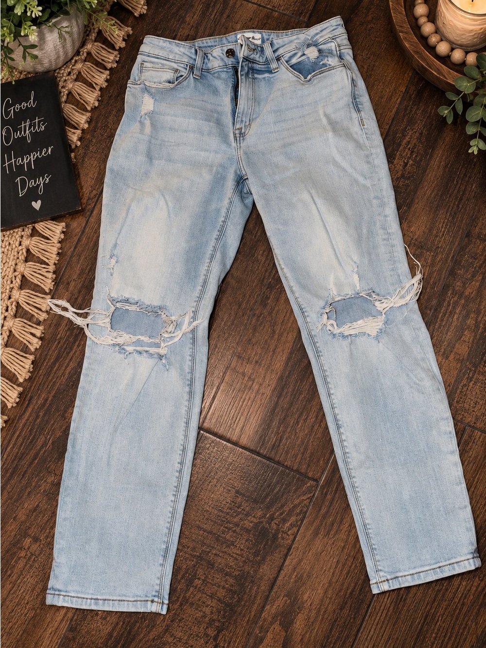 Studio Blue Light Wash Destroyed Boyfriend Jeans – Size 30